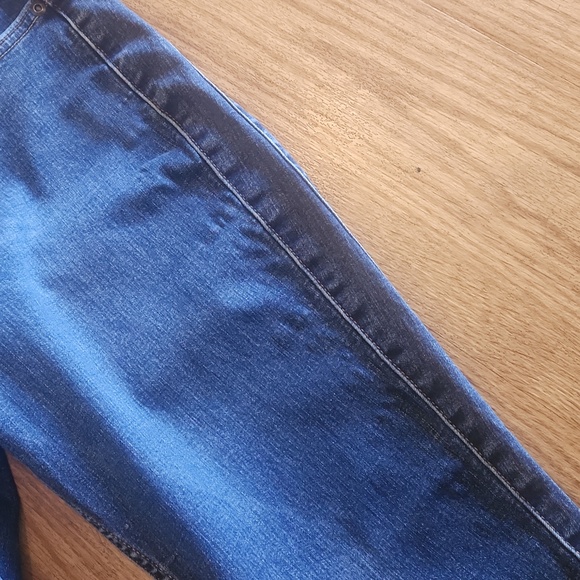 Lee Riders shape illusions - Picture 6 of 10